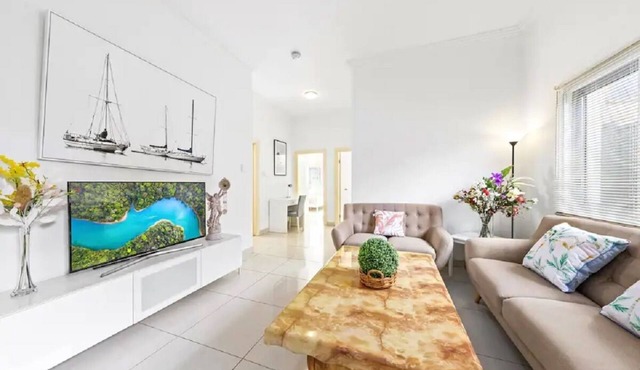 Cozy 4 Bedroom House at Prime Location