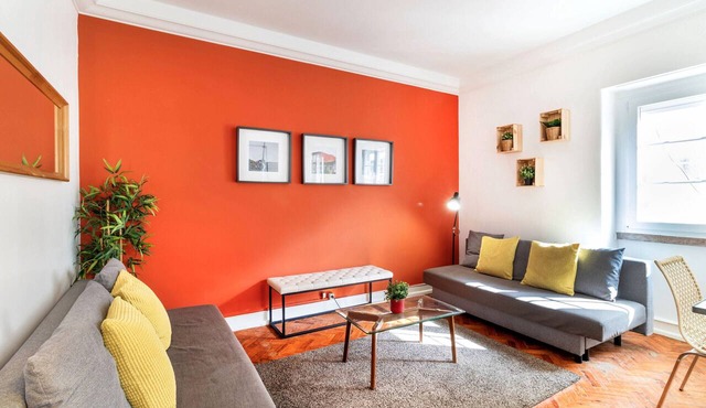 Cozy Downtown Avenue 2D by Central Hill