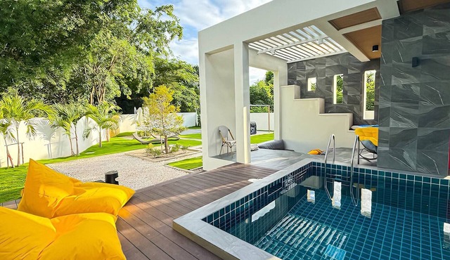 De Flourishing Hill Escape, Cha Am