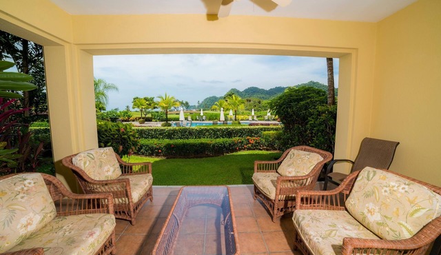 Del Mar 3N 3 bdr Garden View in Los Suenos