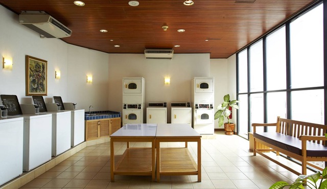 Deluxe 3 Bedrooms - Room Only