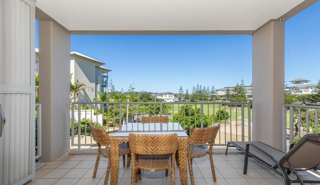 Deluxe Dual-Key Apartment in Salt Spa Resort by uHoliday - 3BR, 2BR and Hotel Room Options Available