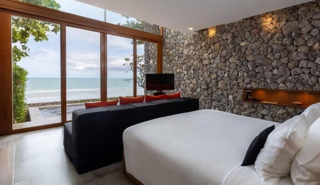 Deluxe Oceanfront Pool Villa - Tolani Resort Kui Buri