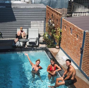 Deva hostel & Relax Pool