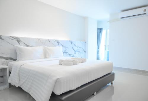 Don Mueang Place Hotel