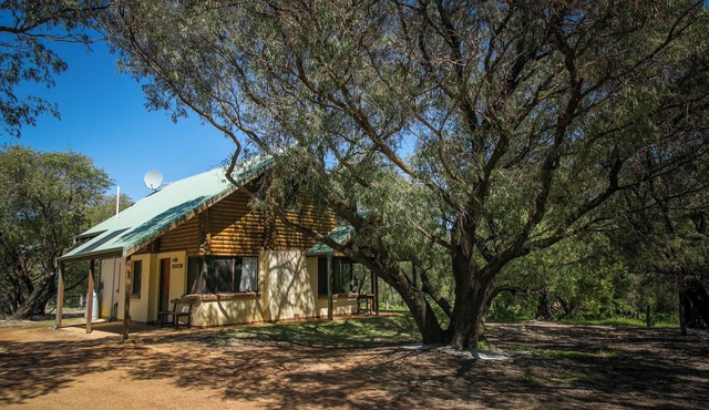Double Storey 2 Bedroom Loft Cottage