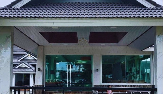 Eastpana 304 (R2) Hotel