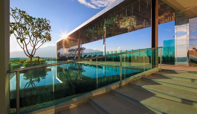 🌟Elegant 1-BR Near Chiang Mai Night Bazaar/Roof top pool/WIFI