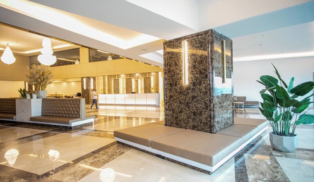 Enrich Grand Hotel