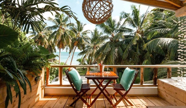Exclusive Penthouse With Relaxing Pool And Amazing View