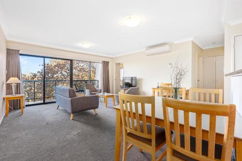 Executive Apartment, Parking, Pool in Perth