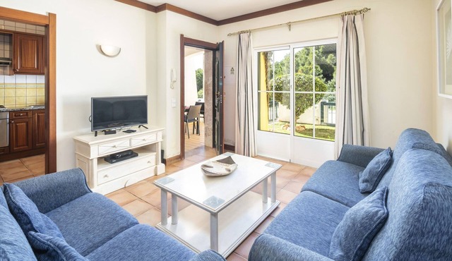 Family-Friendly Coastal Retreat in Benagil