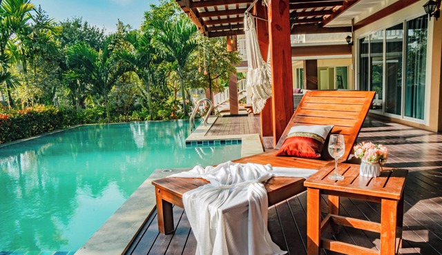 Farinda Resort & Pool Villa