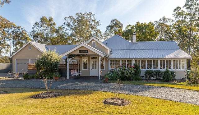 Fordwych in beautiful Nabiac