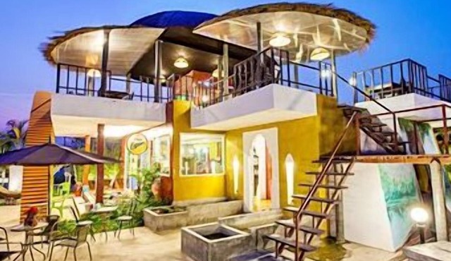 Full House Resort