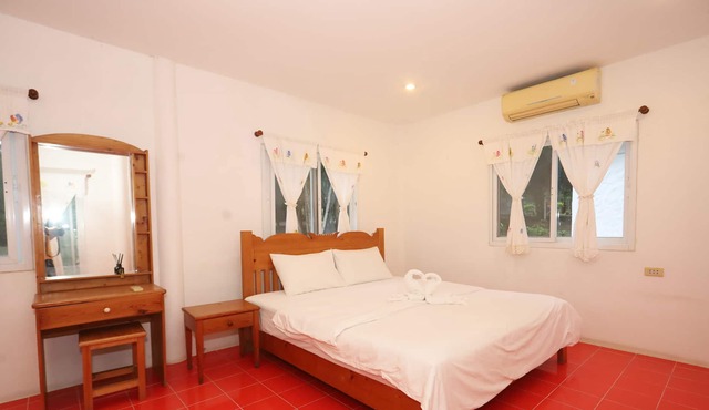 Golden View Resort
