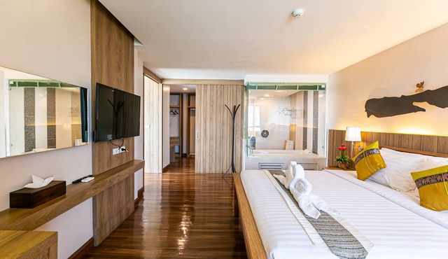 Grand Ratchapruek Hotel
