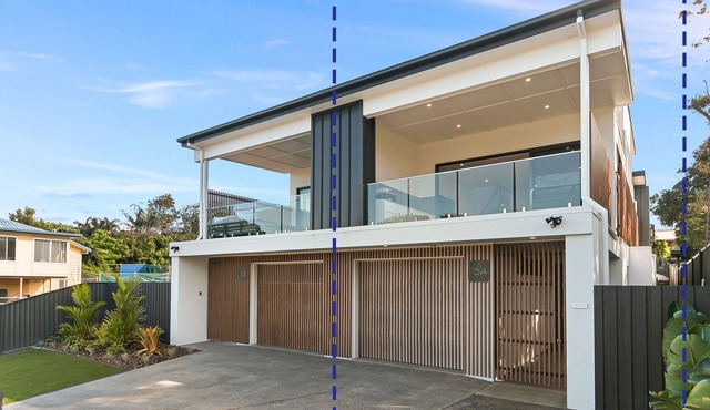 Grandview Villa Kingscliff - Oceanview Tri-level Villa by uHoliday