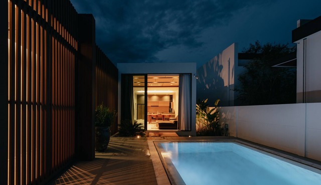 H2 Pool villa