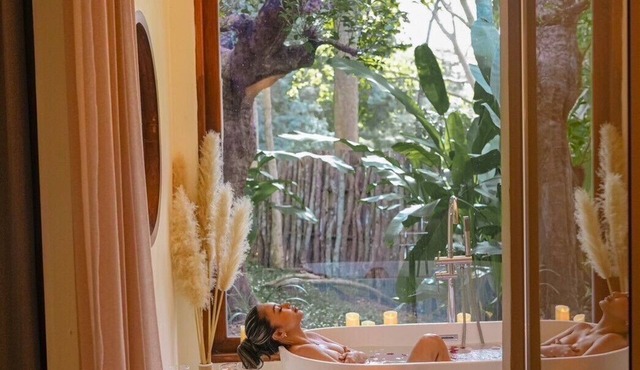 Hatchu khaoyai