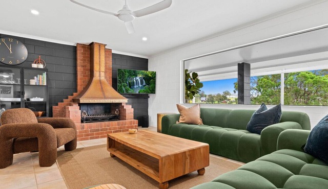 Highlands Lake House | Family Home Sleeps 10
