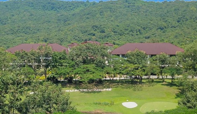 Hillside Country Home Golf and Resort