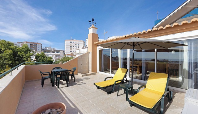 Holiday Home 'My Friendly House ' with Sea View, Wi-Fi and Air Conditioning