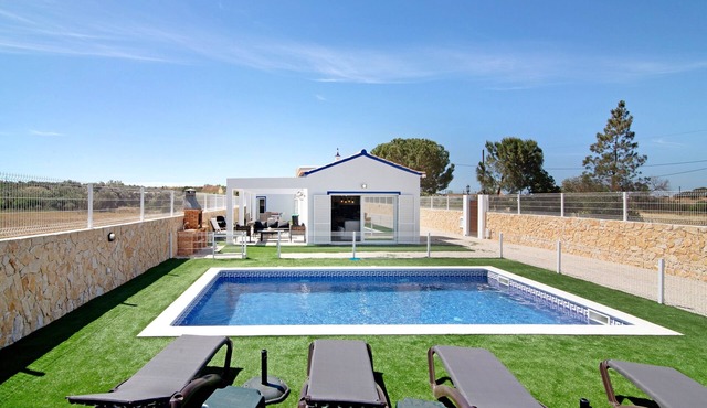 Holiday Home 'Villa Flora' with Mountain View, Wi-Fi and Air Conditioning