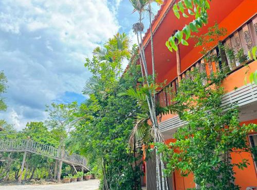 Honeyland Resort