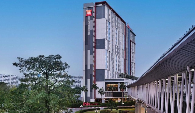 ibis Bangkok IMPACT