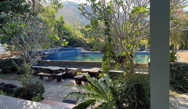 Iyara Boty Resort