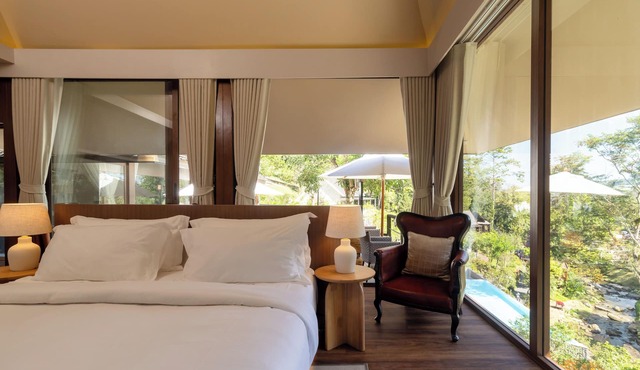 J Valley Resort