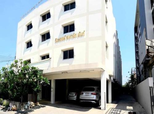Jirapong apartment