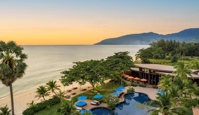 Khanom Beach Resort & Spa