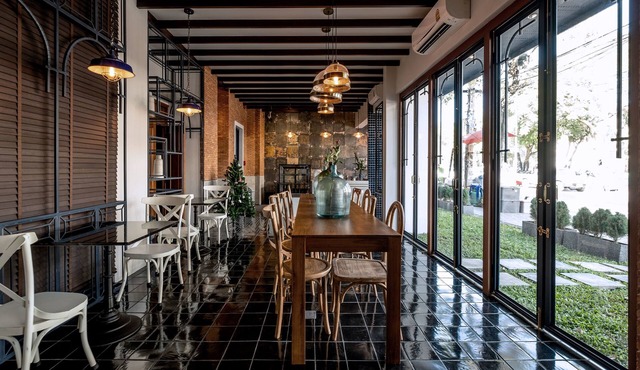KhunLuang Hostel - Adults Only