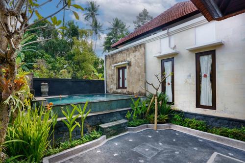 Kubu Kapas Bali