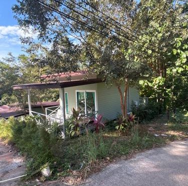 Little Bailan Retreat - Jungle & river view