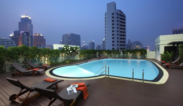 Lohas Residences Sukhumvit 2