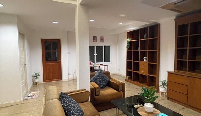 Lovely 3-bedroom house with AC in Minburi