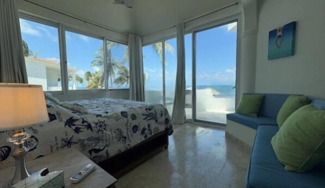 Luxurious Beach Front Villa with Amazing Views of the Caribbean