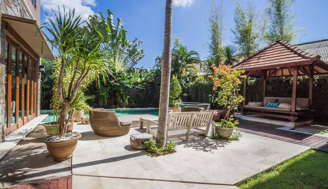 Luxury 5BR Family Villa Near Seminyak, Bali Villa 1167