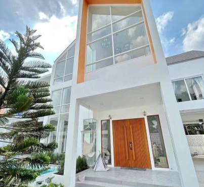 Luxury Pool Villa 99