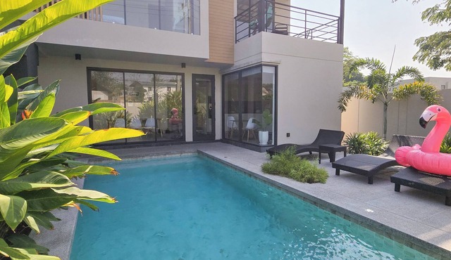 Luxury Private Pool Villa 3BR Near Kad Farang, Chiang Mai