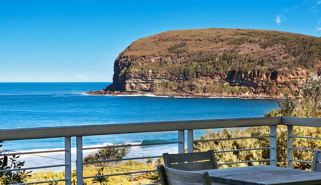 MacMasters Beach - Beachfront Magic