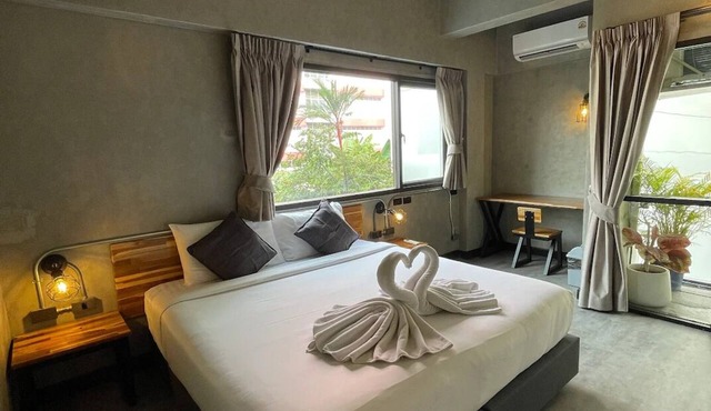 Mad Monkey Bangkok Hostel - Adults Only