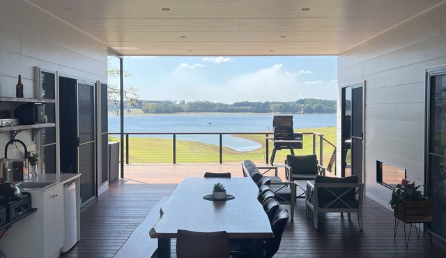 MainRidge on Lake Tinaroo