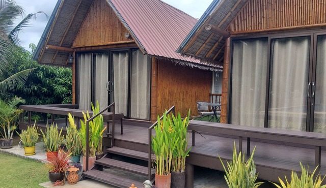 Mango Hills - Luxury Retreat in beautiful Sam Roi Yot. For family and friends.