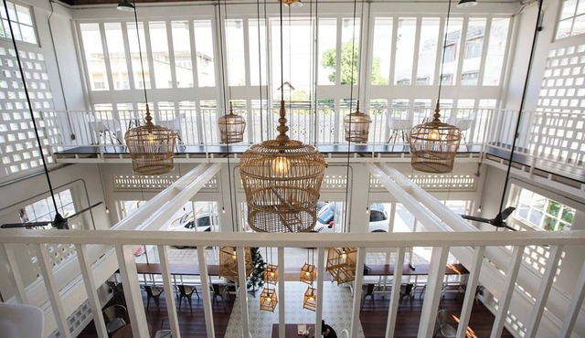 Memmoth Cafe & Hostel in Lampang