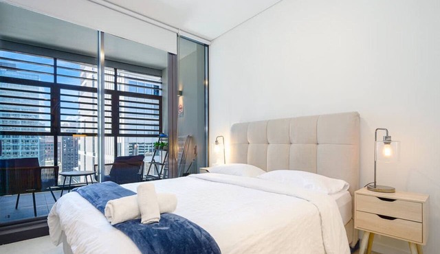 MetaWiseBnB | Sydney CBD | Luxury Cozy 2BED Apartment On York