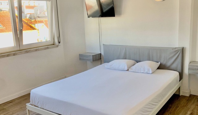 MIRazul · Central Studio · 2 Guests · 4 min Walk to Beach · Wi-Fi & AC